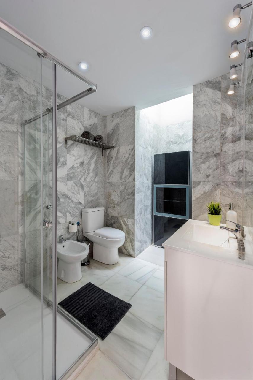 Lux Home - Sierpes Terrace Севиля Екстериор снимка